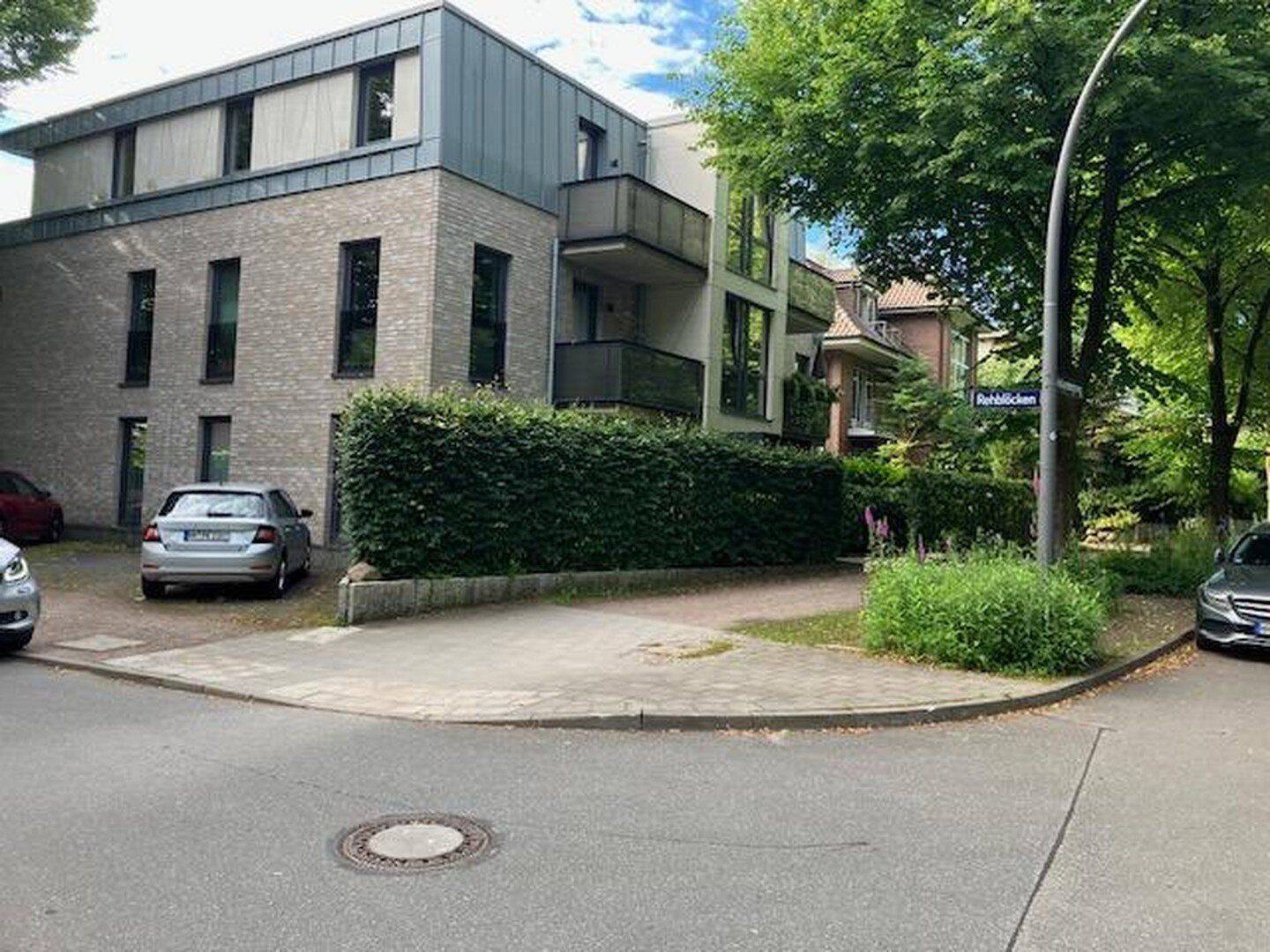 Helle Penthousewohnung mit großer Dachterrasse in zentraler Lage von Volksdorf, 22359 Hamburg (Wandsbek Bergstedt Rahlstedt Volksdorf)