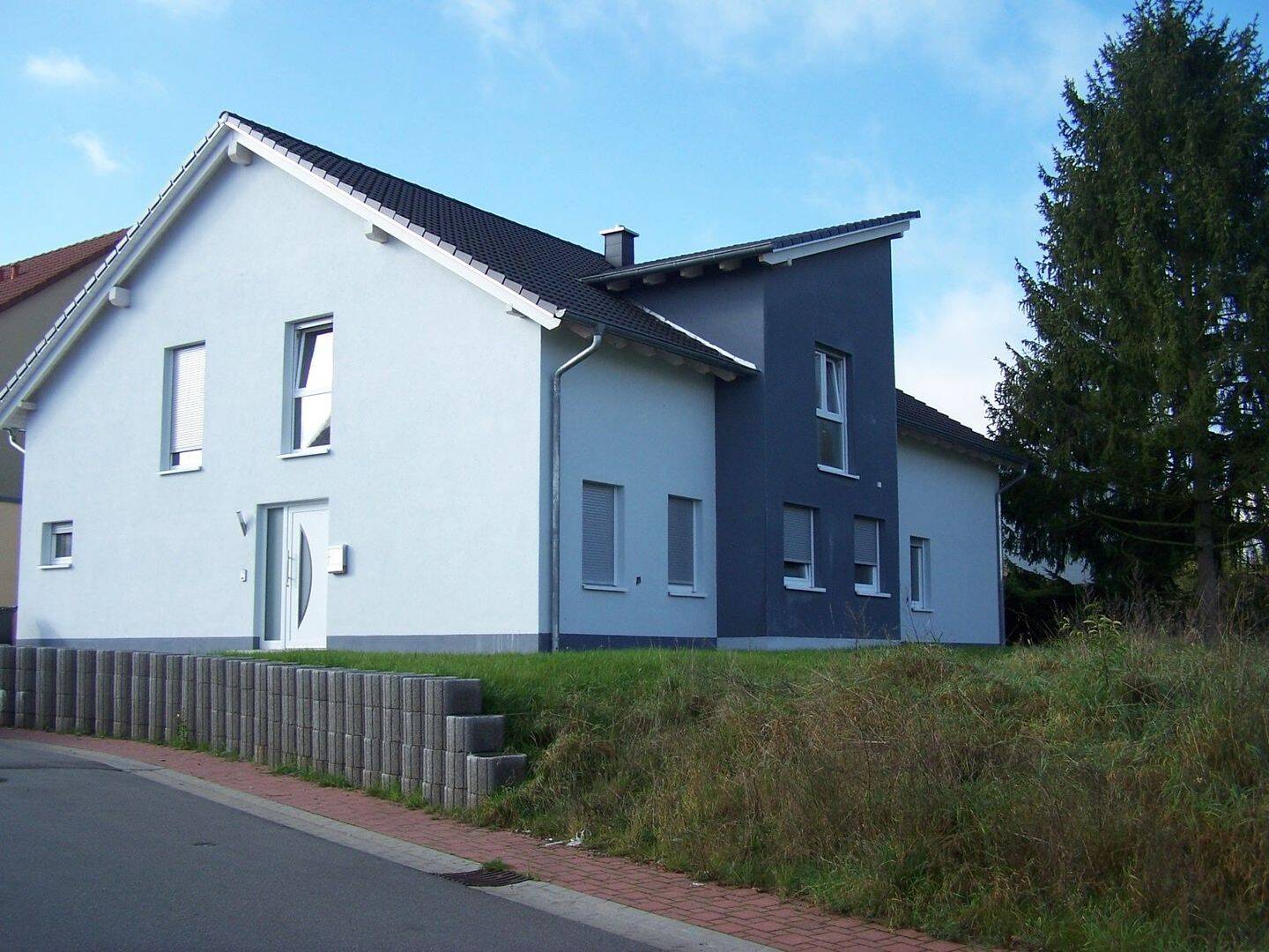Großzügiges Einfamilienhaus 6 ZKB, 330 m², mit moderner Ausstattung in 66914 Waldmohr, 66914 Waldmohr