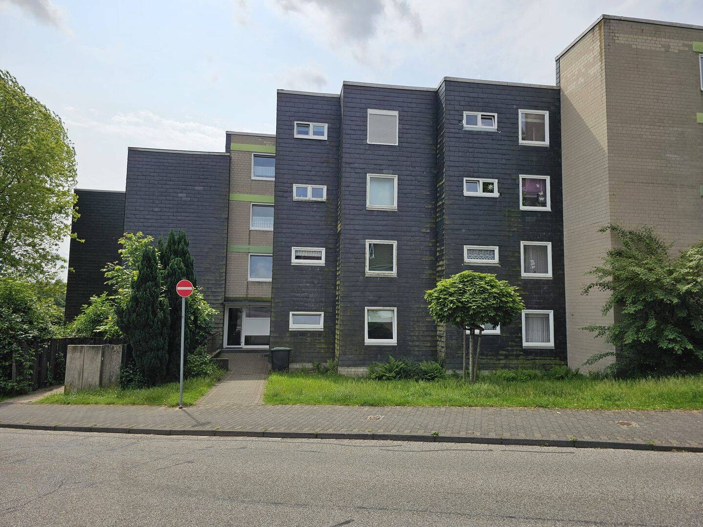 Vermietete 3-Zi.-ETW + 1 Garage in Rdevormwald, 42477 Radevormwald