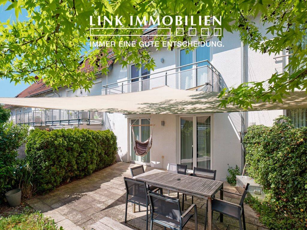 Ostfildern-Nellingen: Modernes RMH mit Sonnenterrasse und Garten sowie TG-Stellplatz!***, 73760 Ostfildern