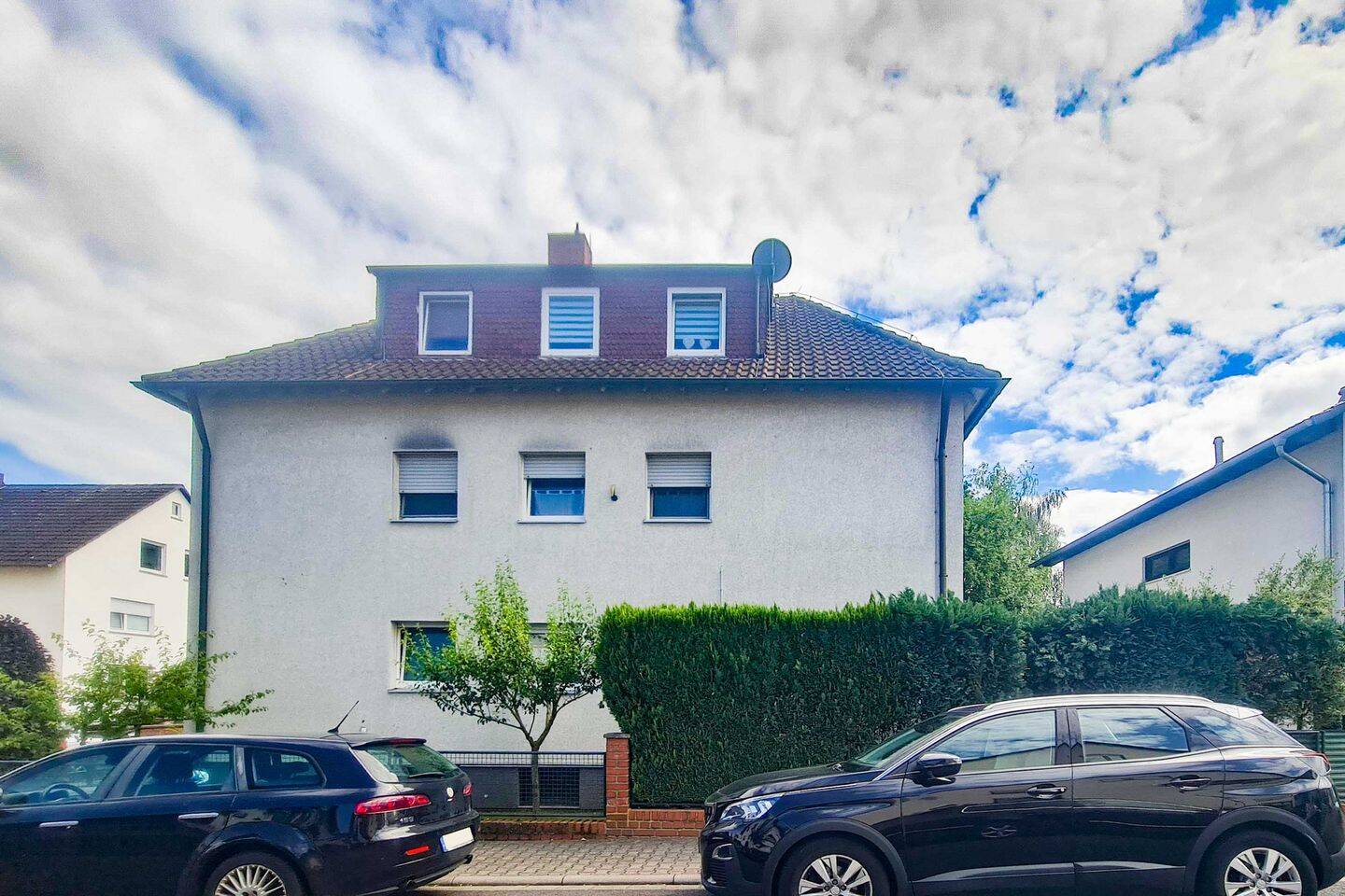 Ein Haus für die Zukunft. Drei Wohnungen. Viele Möglichkeiten., 63128 Dietzenbach