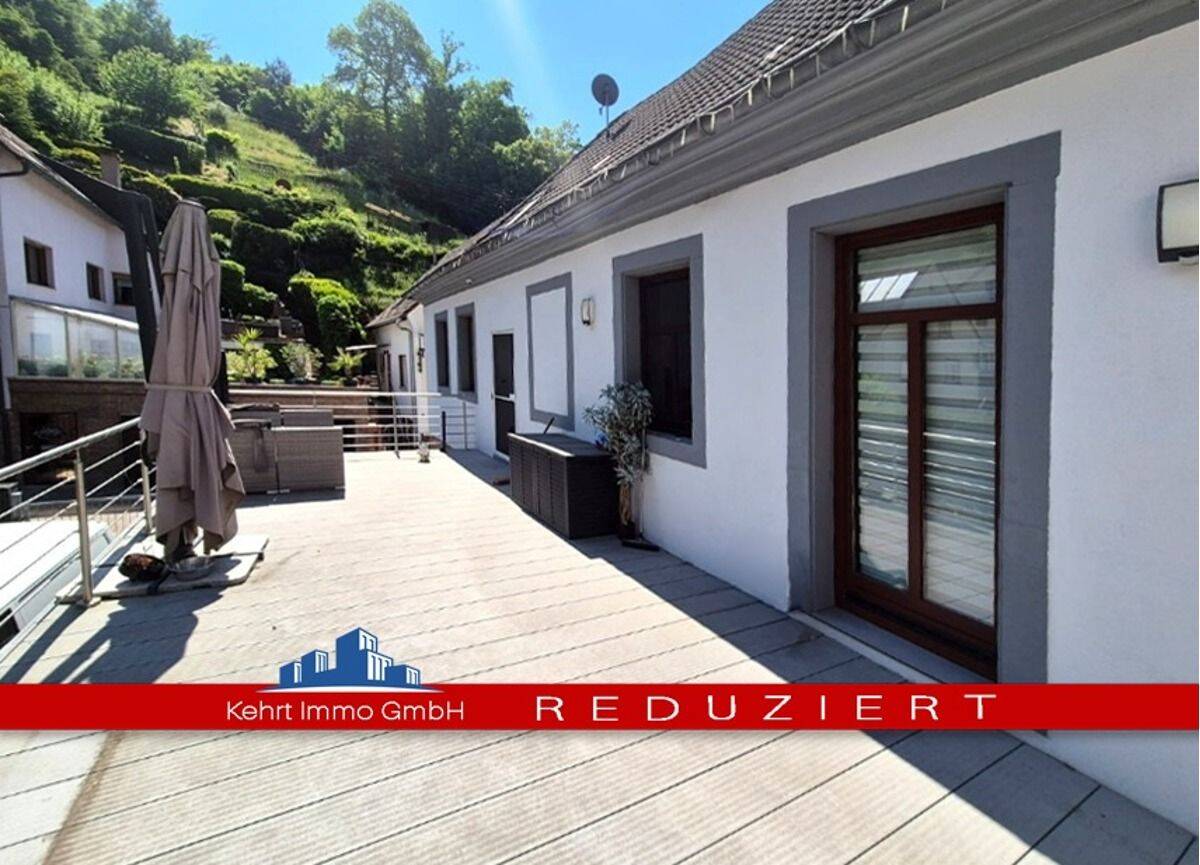 Kernsaniertes Einfamilienhaus mit modernem Look und traumhaftem Garten in Weidenthal, 67475 Weidenthal