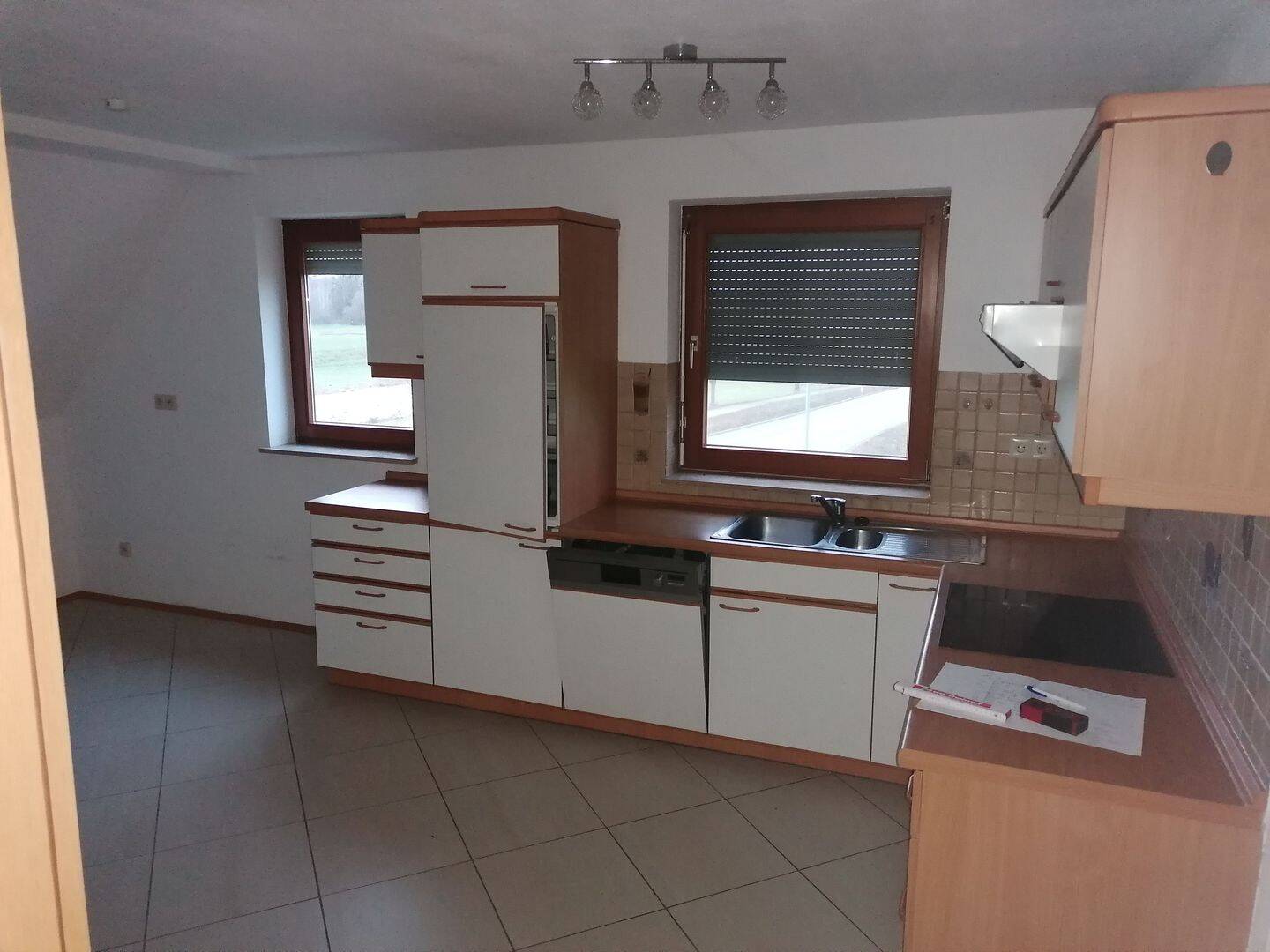 2-Zimmer Dachgeschoss Wohnung mit Einbauküche, 77866 Rheinau