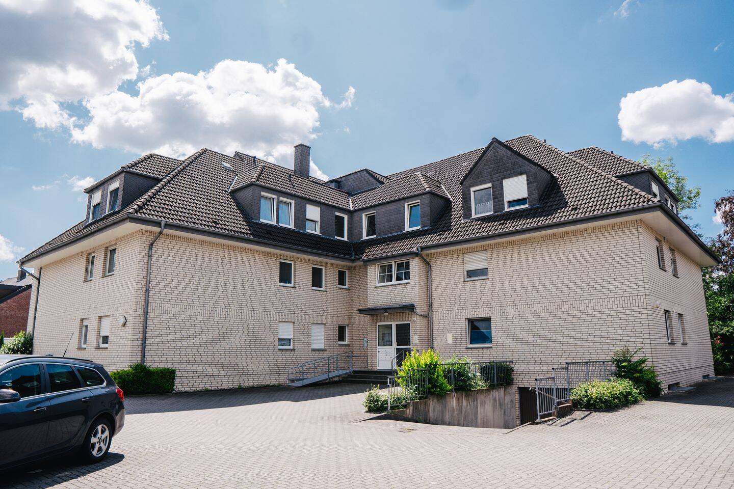 Vermieten statt warten – sofort verfügbare ETW mit Balkon & Garage!, 49214 Bad Rothenfelde