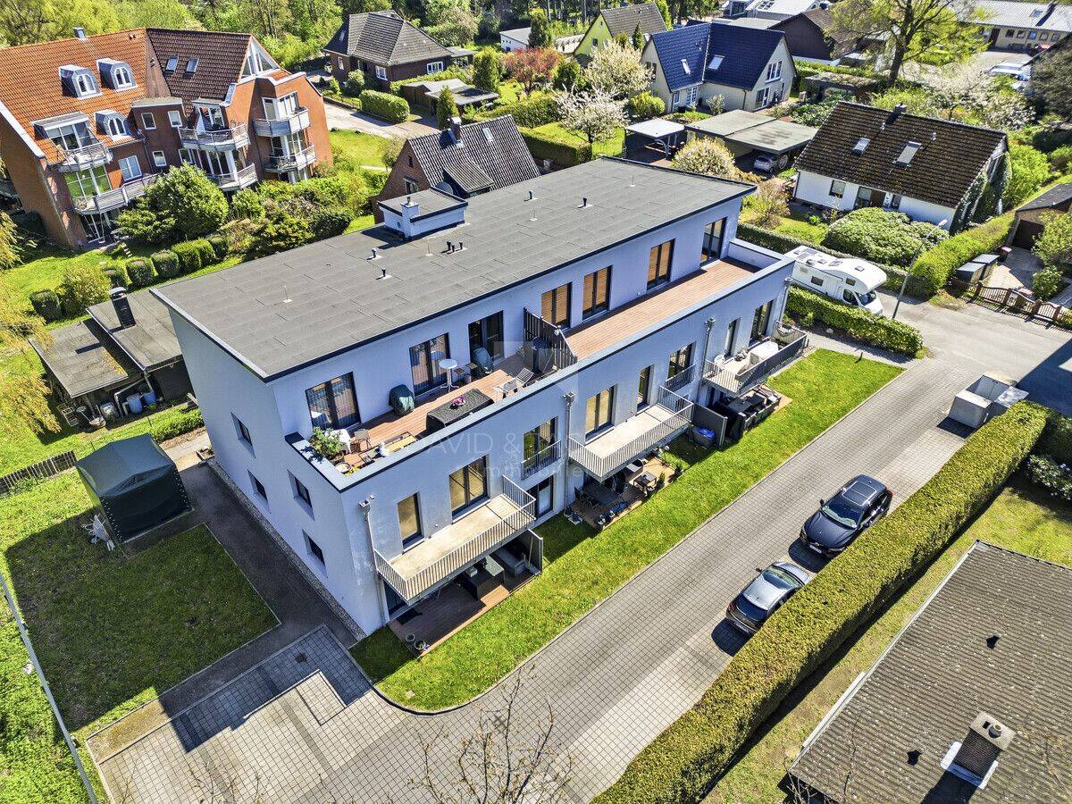 Moderne Wohnung mit 3,5 Zimmern und sonnigem Balkon!, 22045 Hamburg (Wandsbek Jenfeld Tonndorf)