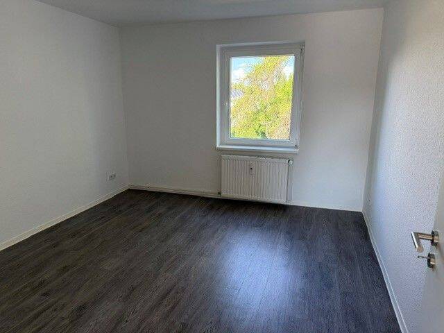 ! Frisch saniert – Ihre Schlüssel zum Glück warten ab sofort auf Sie!, 39128 Magdeburg