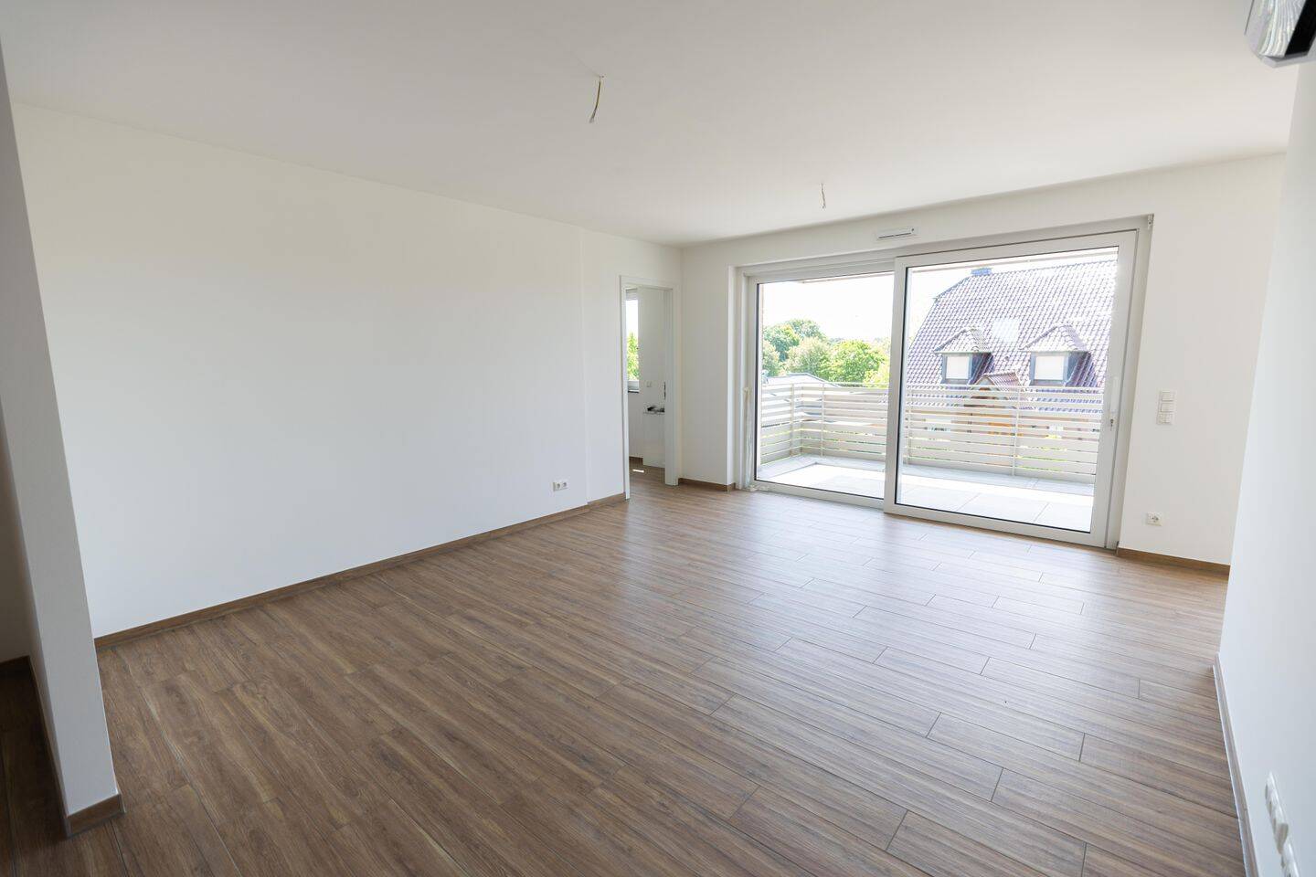 Hochwertige 3-Zimmer-Neubauwohnung im EG – Luxuriöser Erstbezug in ruhiger Lage von Niederkrüchte, 41372 Niederkrüchten
