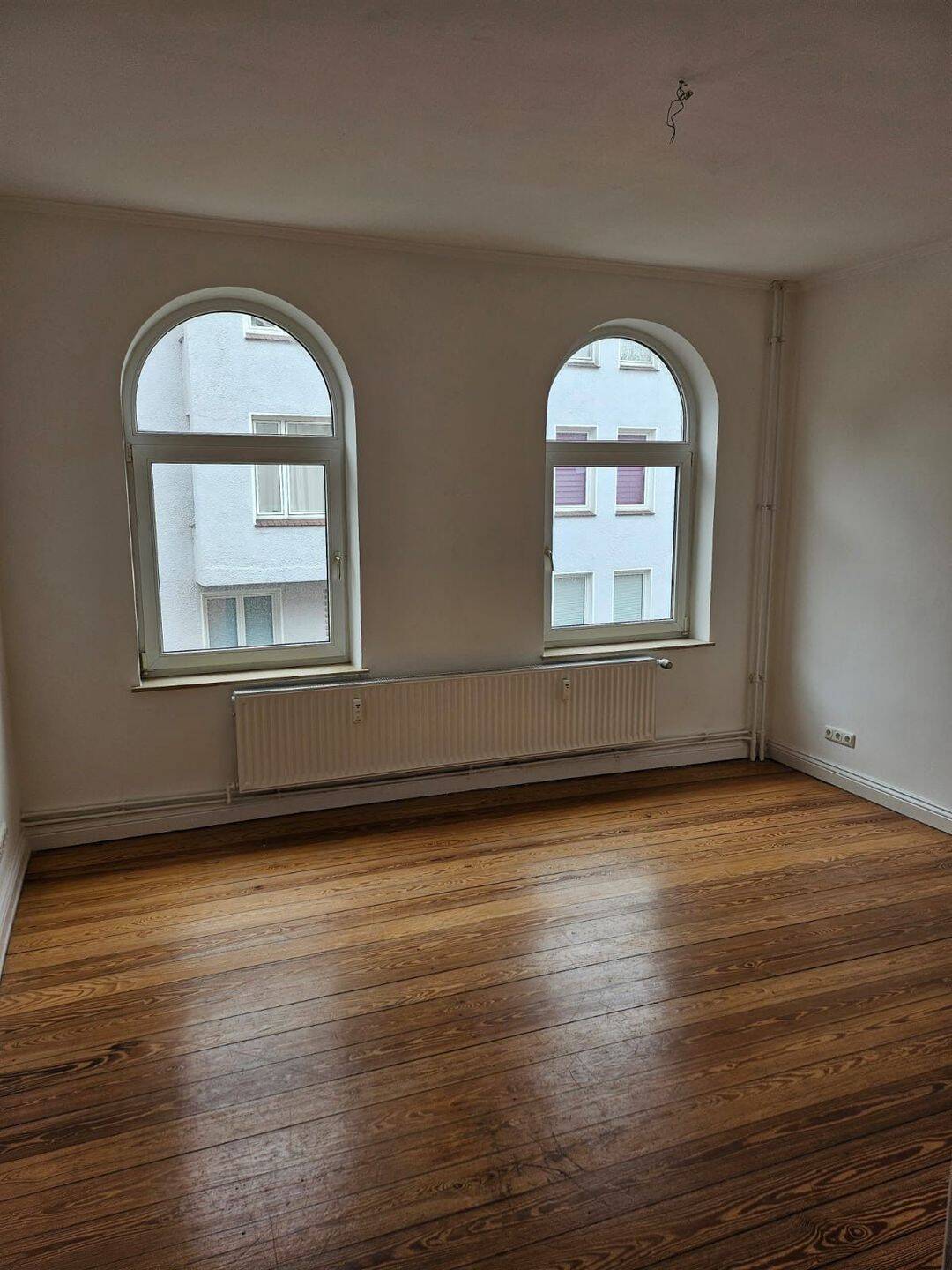Renovierte, helle 2-Zimmerwohnung zu vermieten!, 24159 Kiel (Friedrichsort Holtenau Pries Schilksee Wik)