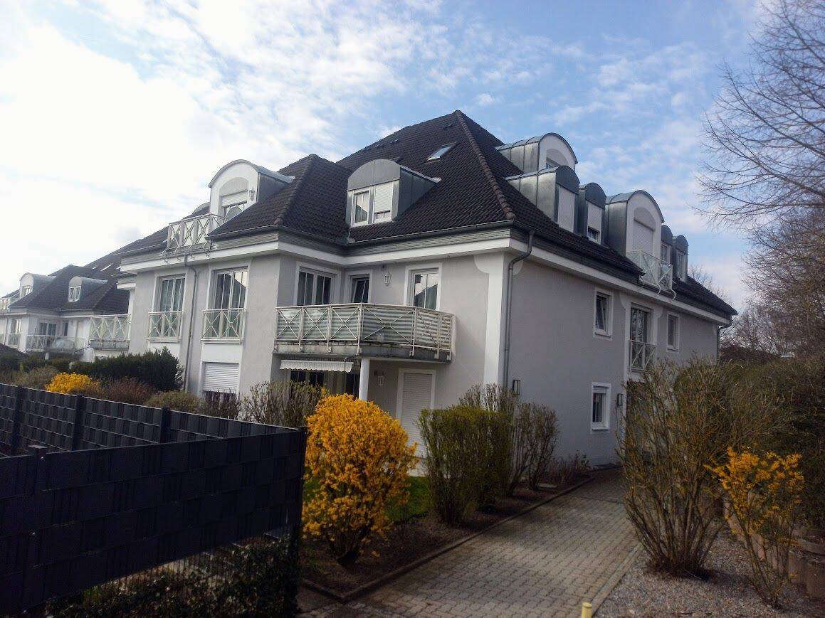 Geschmackvolle, gepflegte Dachgeschosswohnung in Abensberg in exklusiver Wohnlage, 93326 Abensberg