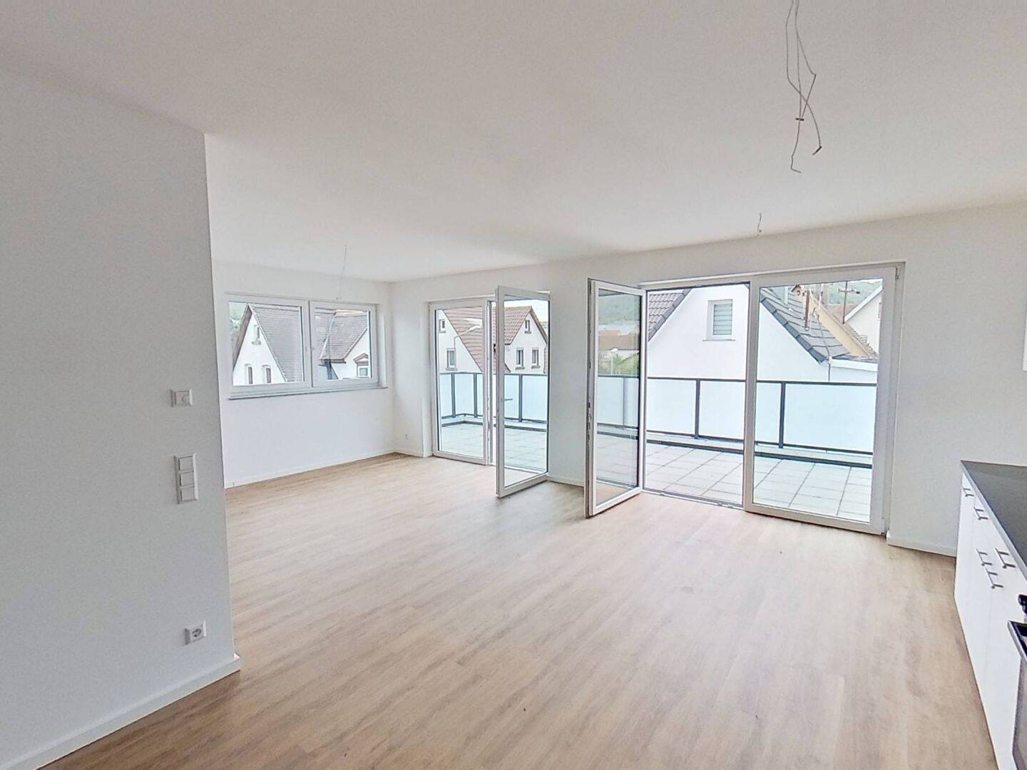 Großzügige 3-Zimmer-Wohnung mit Dachterrasse und Gäste-WC, 73312 Geislingen an der Steige