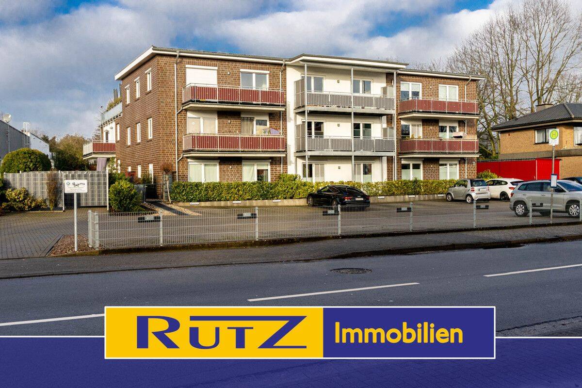 Ganderkesee | renovierte, zentral gelegene 3 Zi.-Wohnung mit Balkon und Stellplatz