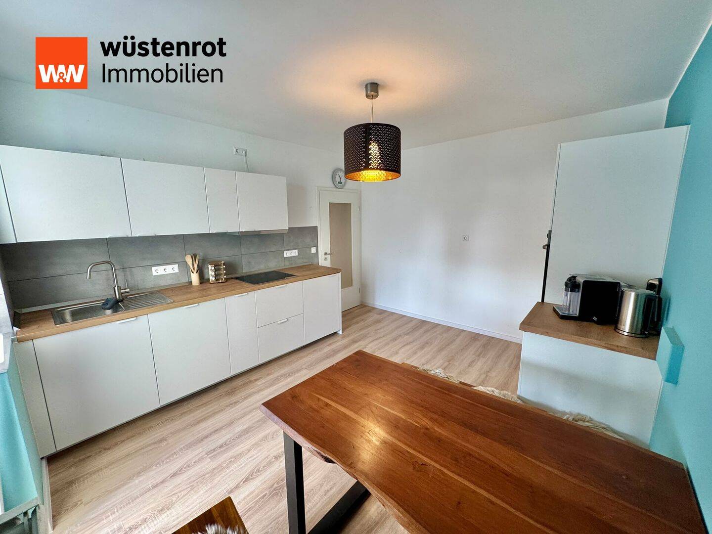 Frisch sanierte Wohnung – voll möbliert für bis zu 6 Personen, 45479 Mülheim an der Ruhr (Broich Saarn Saarn/Mintard Speldorf)