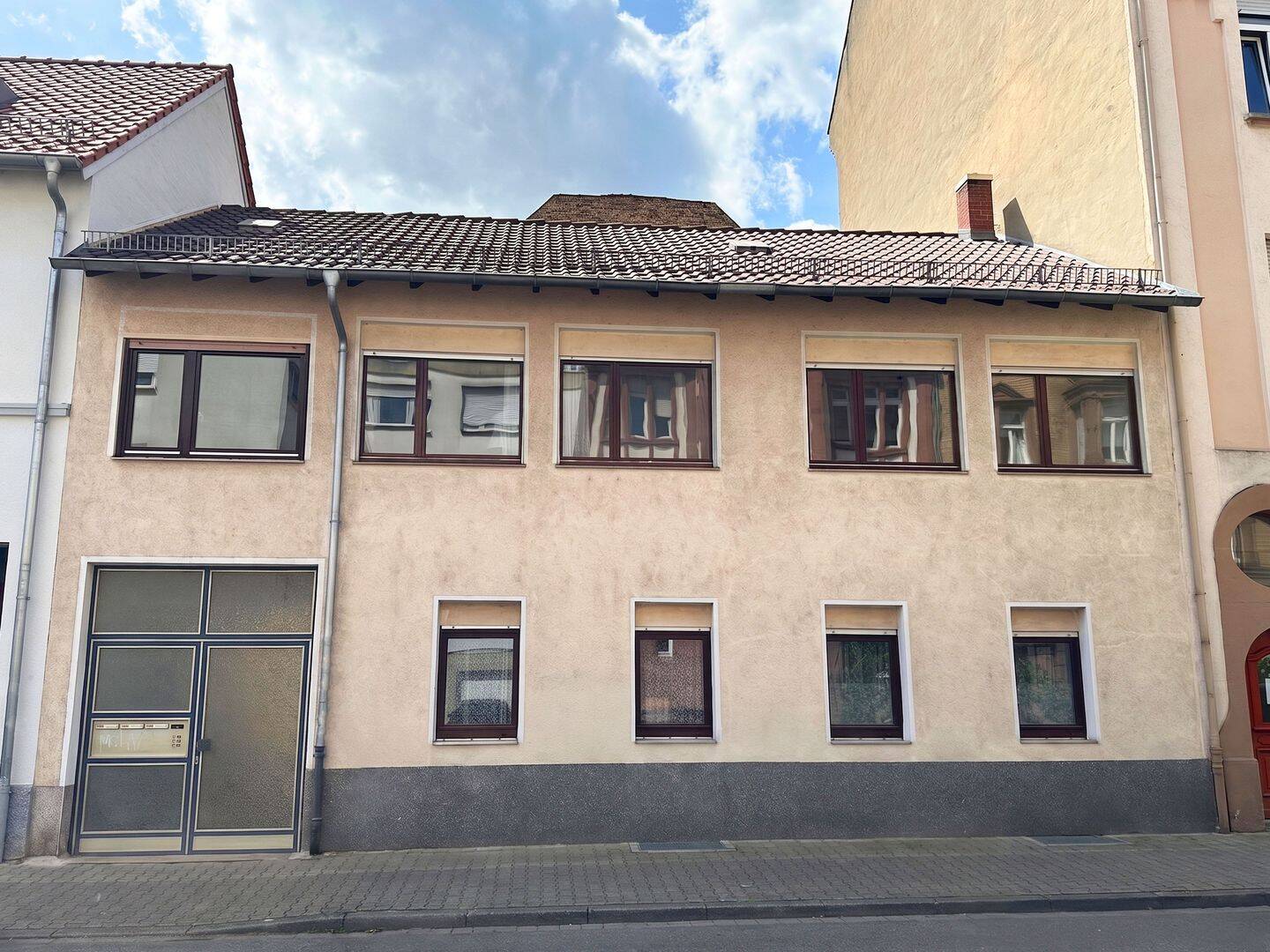 Ihre Chance in Heidelberg: Einfamilienhaus mit Potenzial zur Neugestaltung in bester Wohnlage, 69120 Heidelberg (Handschuhsheim Neuenheim)