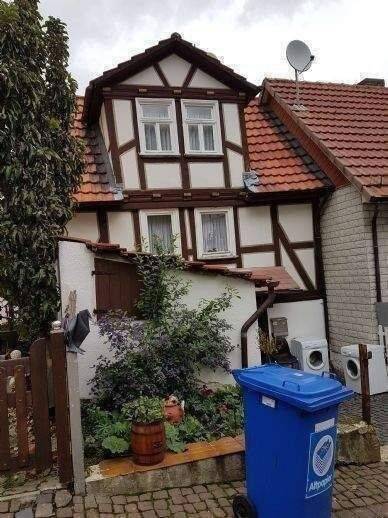 Preisreduzierung – Wohnhaus für kleines Geld direkt in Gudensberg zu verkaufen, 34281 Gudensberg