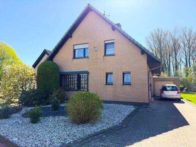 Wohnhaus mit Garage und großem Garten in ruhiger, ländlicher Wohnlage von Nettetal-Breyell, 41334 Nettetal