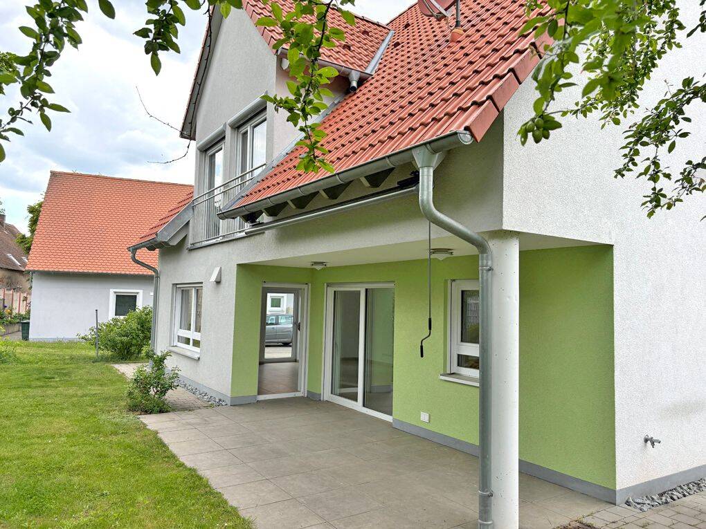 Familienhaus in ruhiger Naturlage – hochwertig wohnen mit Wohlfühlcharakter, 91056 Erlangen