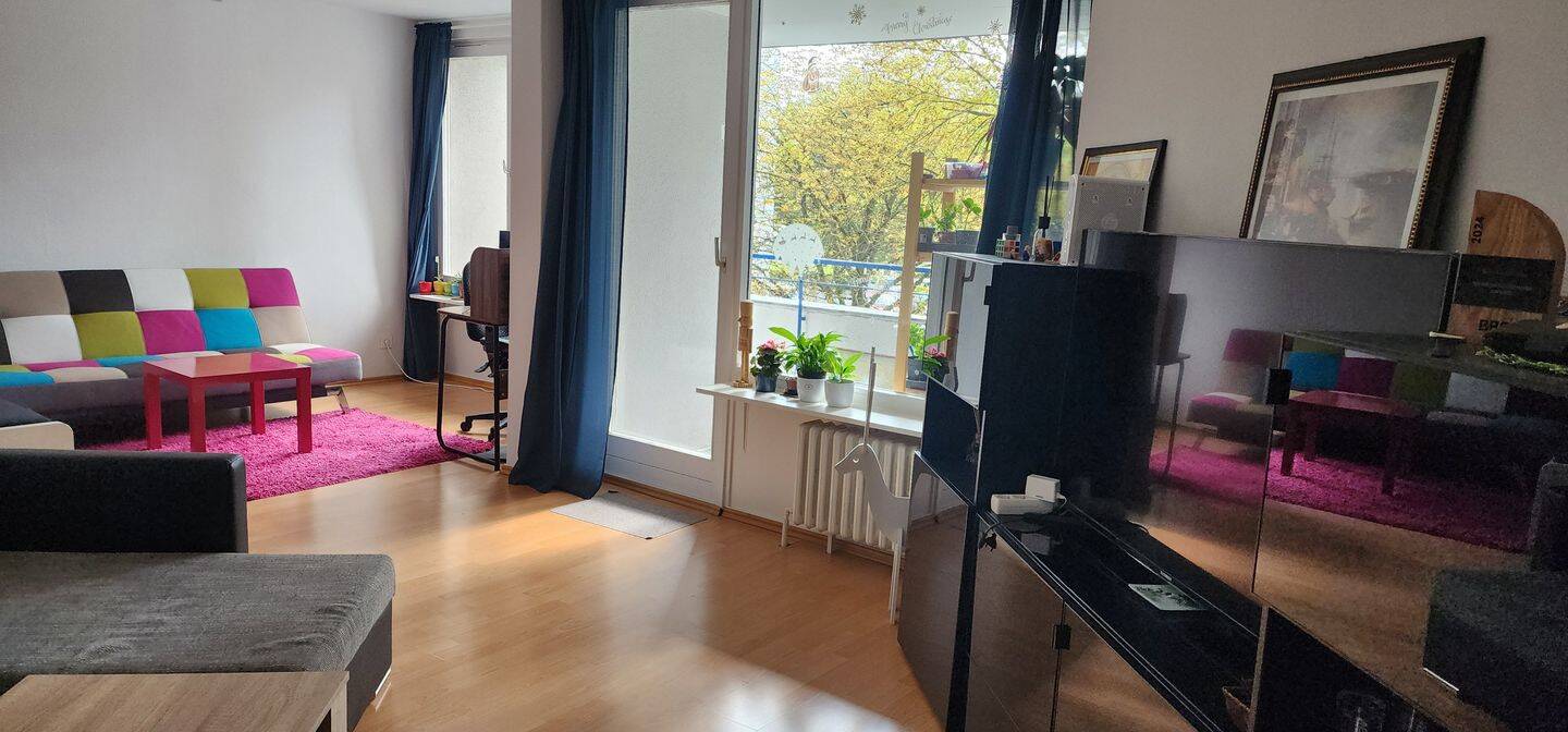 Sublet 4 weeks: 29th june till 26th July 1 zimmer Apartment, 12353 Berlin (Neukölln Buckow Gropiusstadt Kolonie Grüner Stern Rudow)