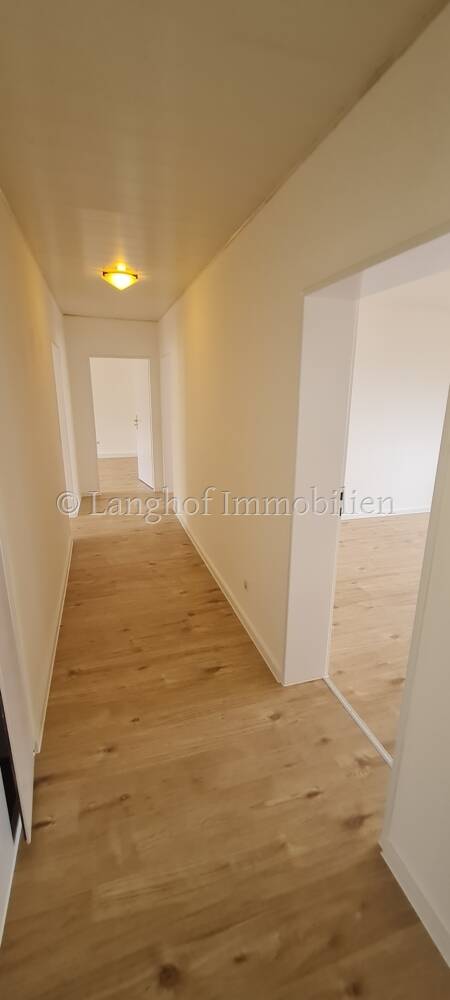 Charmante, renovierte 4 -Zimmer-Balkonwohnung in Citylage nahe Nürnberger Burg, 90419 Nürnberg (Kleinweidenmühle Sankt Johannis)