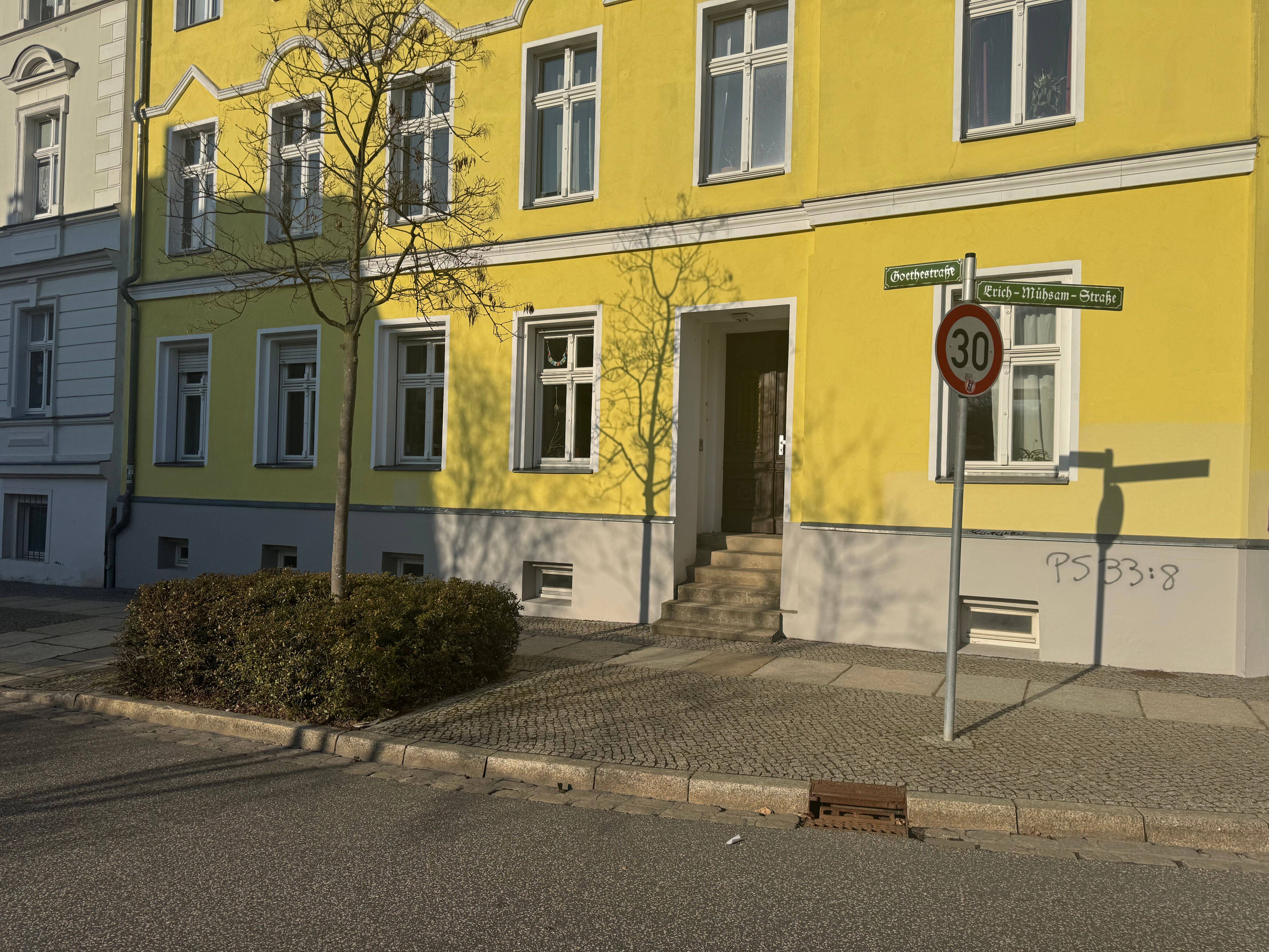 image-72514855