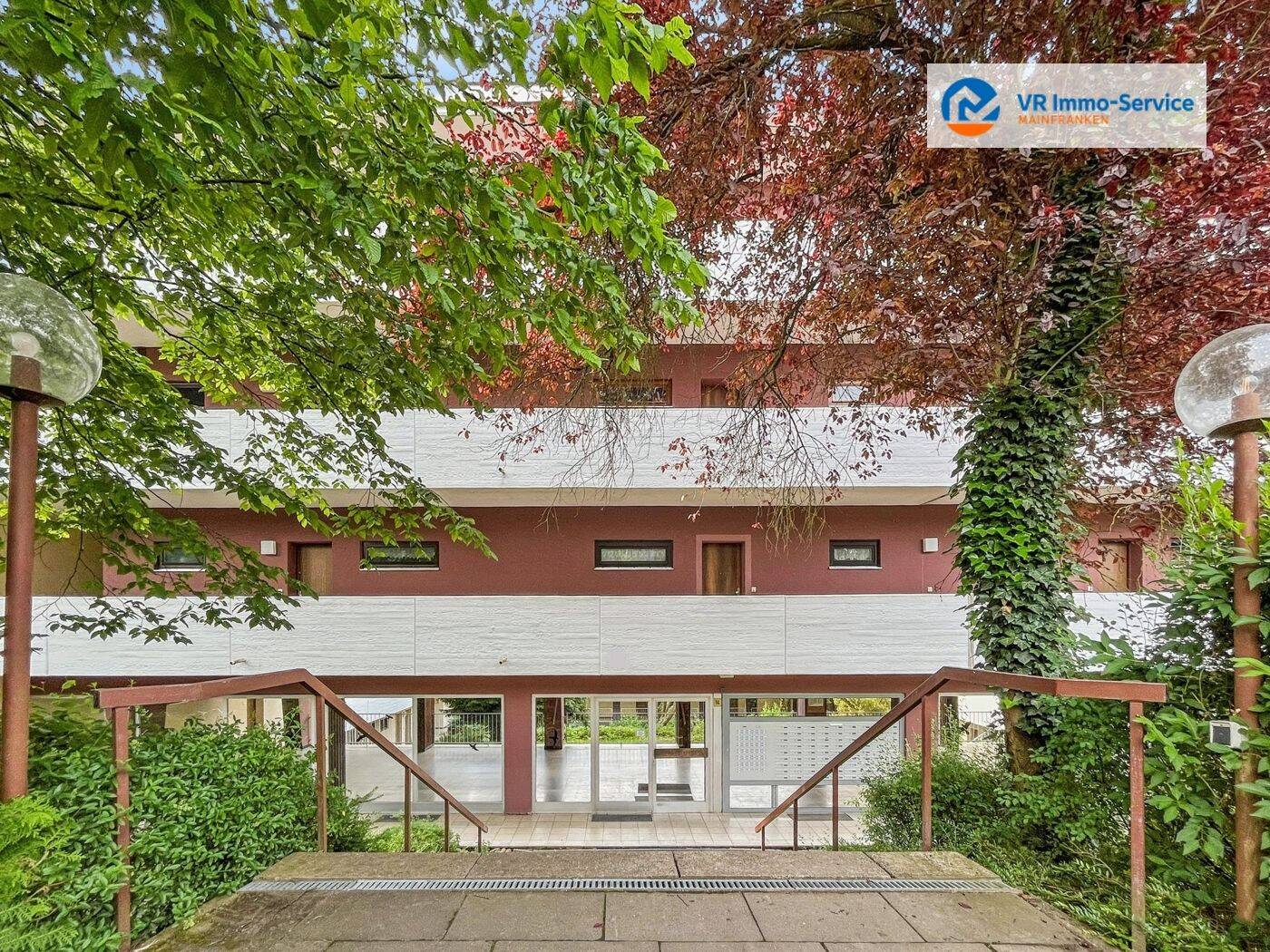 Sofort bezugsfrei: Gemütliche 2-Zimmer-Wohnung mit Balkon, 97204 Höchberg