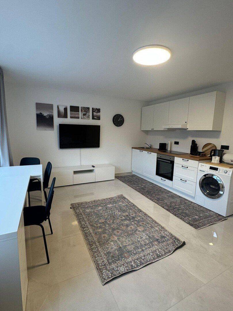 Erstbezug: Vollmöbeliertes modernes Apartment in ruhiger Lage, 51375 Leverkusen (Schlebusch)