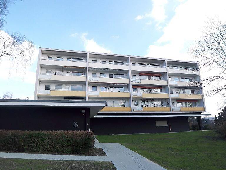 Mit VIVAWEST über den Dächern der Stadt…herrlicher Fernblick inklusive., 45259 Essen (Heisingen)