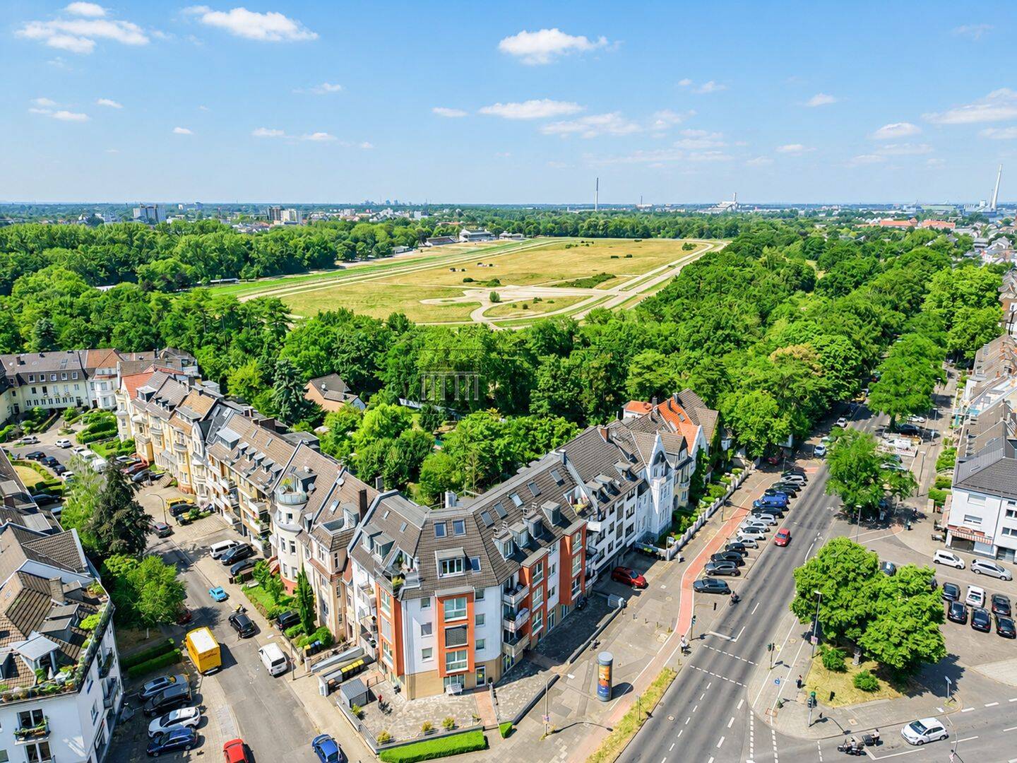 Domblick & 3 Panorama-Balkone: 166 m² Penthouse-Traum in Köln-Niehl, 50735 Köln (Nippes Niehl Riehl Weidenpesch)