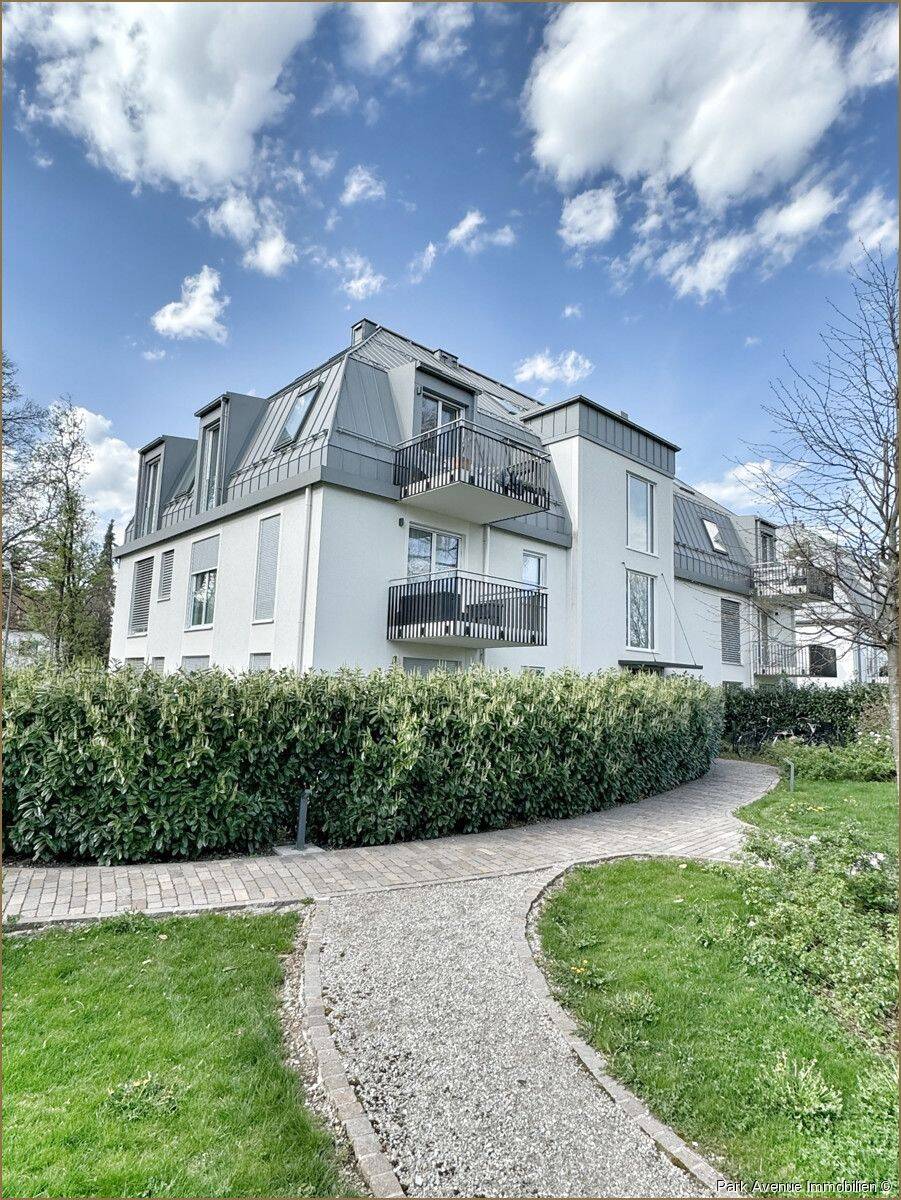 Möbliertes Apartment mit Parkblick / Nähe Säbener Straße, 81547 München (Obergiesing Untergiesing-Harlaching)
