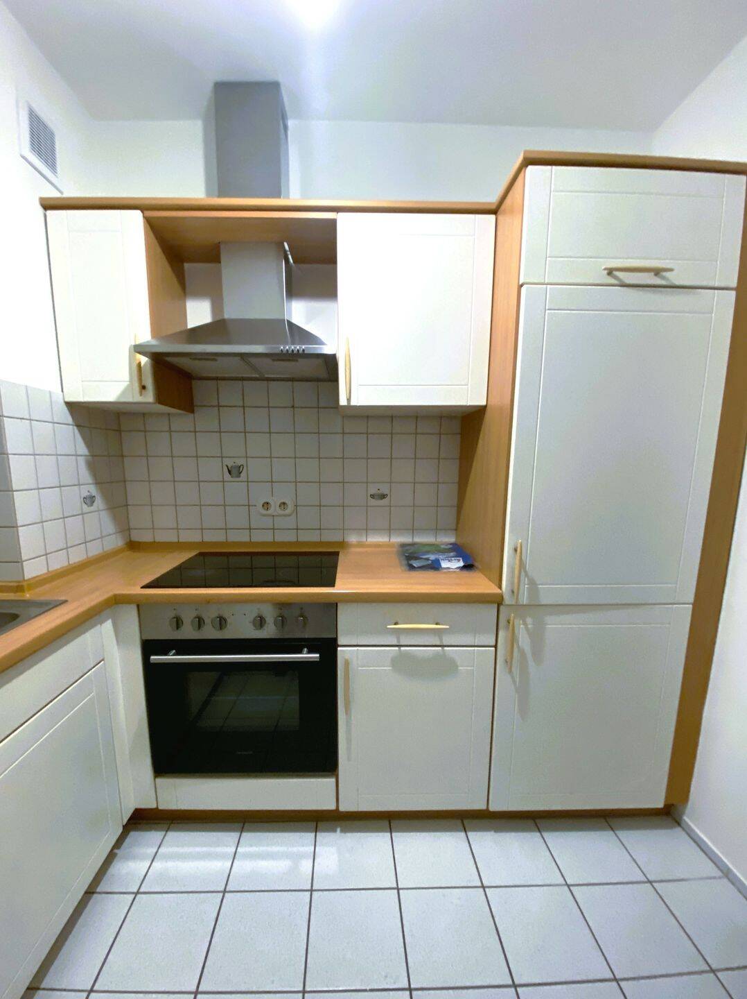 Neu renoviert, sonniger Balkon, sofort einziehen – attraktive 1-Zimmer-Wohnung, 94086 Bad Griesbach i. Rottal
