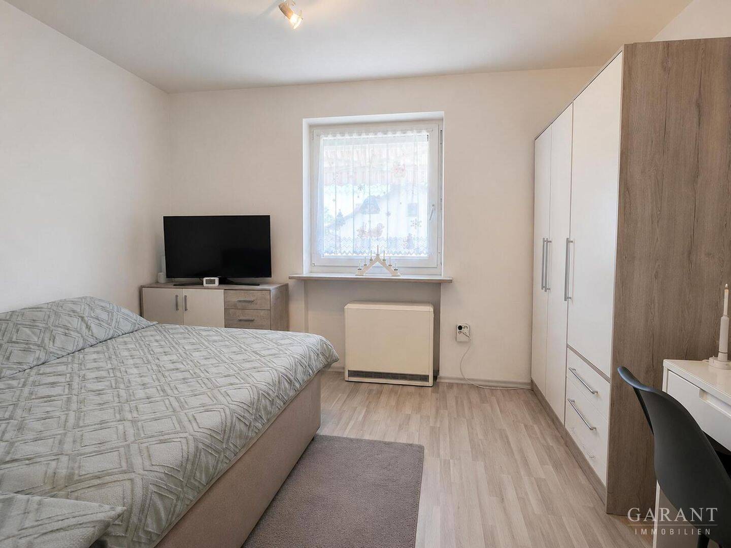 Gepflegte & renovierte 3 Zimmer-Wohnung mit Süd/West-Balkon in ruhiger Lage von Altdorf, 84032 Altdorf (Industriegebiet Wolfgang)