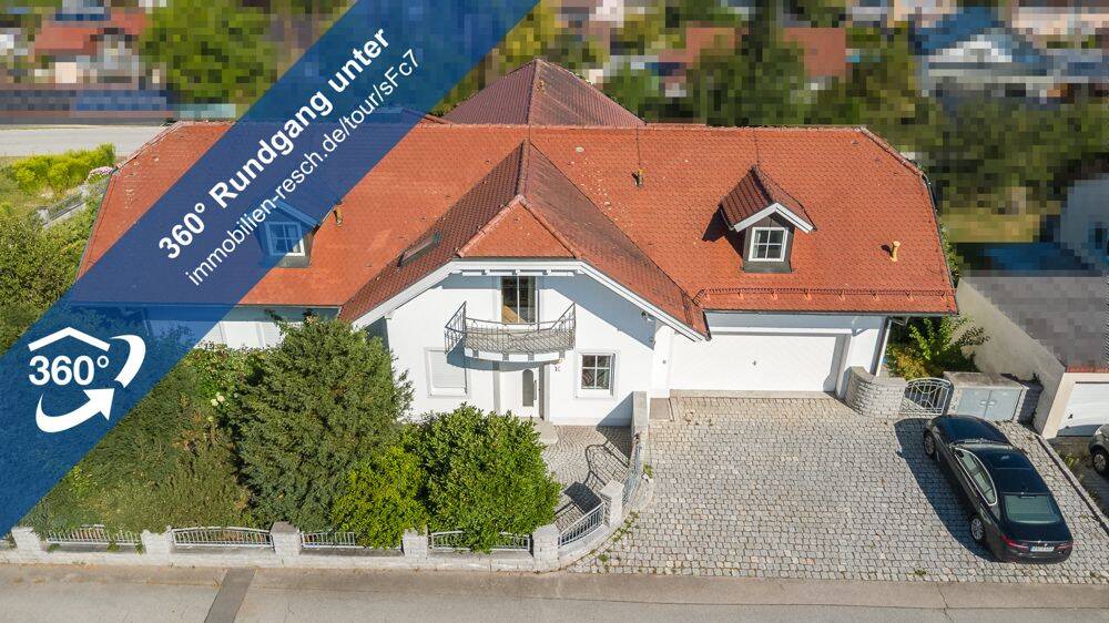 Großzügiges Wohnhaus in Salzweg/Straßkirchen mit 4 Tageslichtbädern, Kachelofen und Sauna, 94121 Salzweg