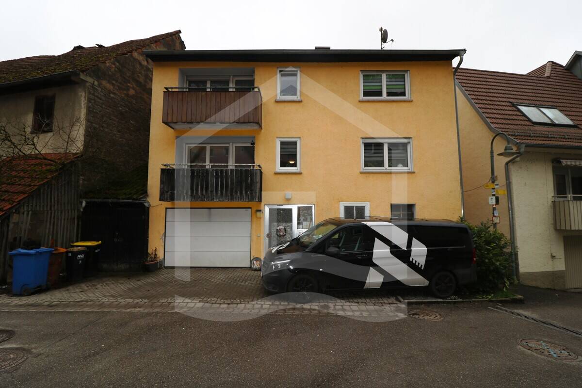 Ein Zuhause mit Möglichkeiten – Haus und Scheune in Widdern, 74259 Widdern