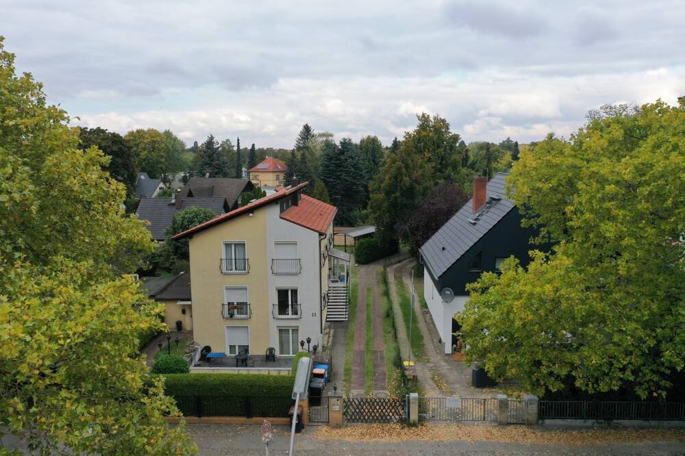 image-72534412