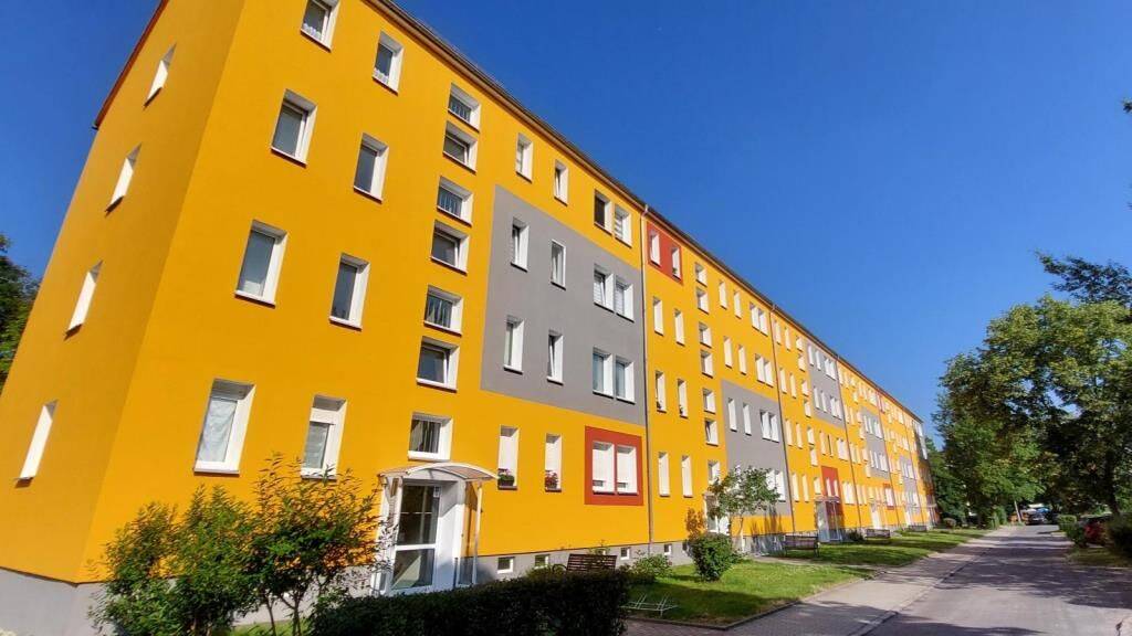 Bezugsfrei. Frisch renoviert. Bereit. / Available now. Renovated. Ready for you., 1917 Kamenz