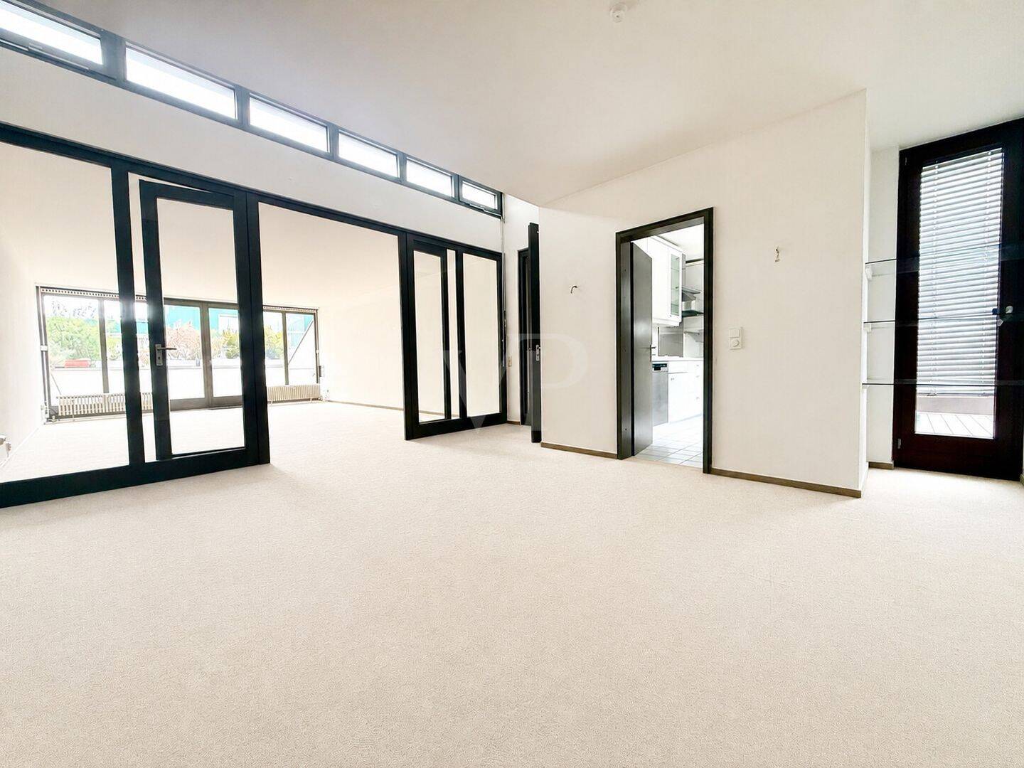 Großzügige Terrassenwohnung zur Selbstgestaltung Nähe Kurpark, 65812 Bad Soden am Taunus
