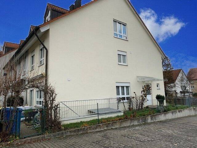 Familienfreundliches Reiheneckhaus mit Terrasse, Garten, Garage u. Kfz-Stellplatz in ruhiger Wohnlage – ab 01.09.2026 frei, 97437 Haßfurt