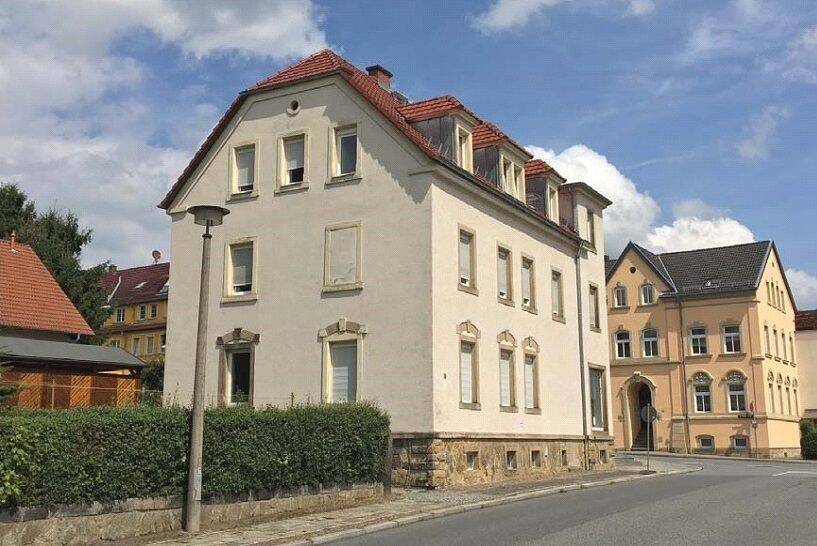 ** Geräumige 3-Zimmerwohnung mit Gartenbenutzung! **, 1855 Sebnitz