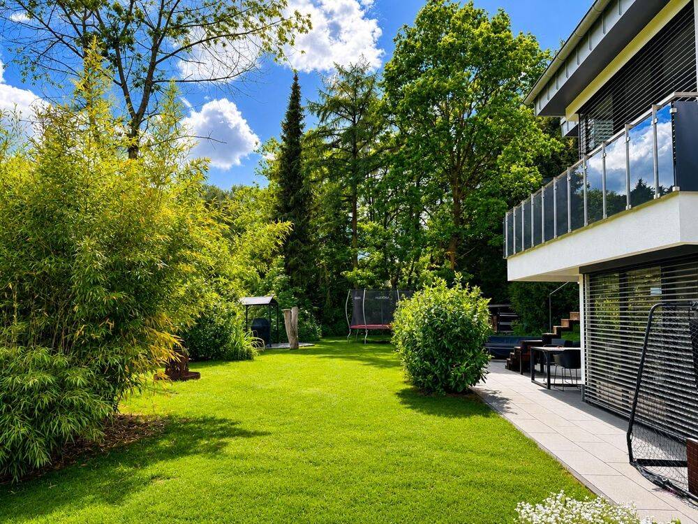 Architektonisches Wohnjuwel ! Einfamilienhaus mit ELW in Gittersdorf !, 36286 Neuenstein