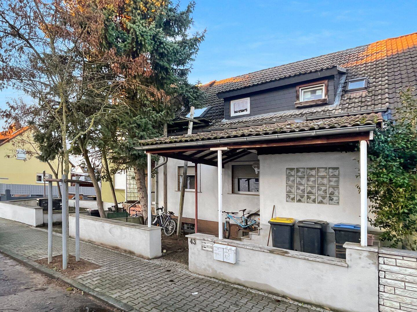 Kompaktes Einfamilienhaus mit großem Potential, 64546 Mörfelden-Walldorf