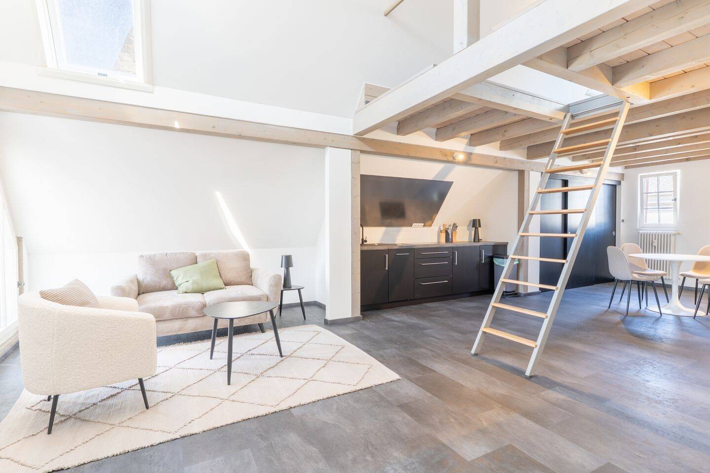 Modernes City-Apartment in Trier – zentral & komfortabel, 54290 Trier (Innenstadt Trier-Süd)