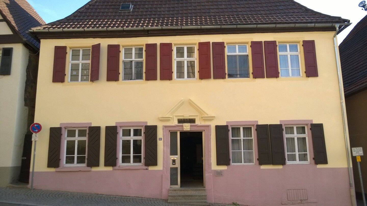 ehem. Amtshaus mit neuer Pelletheizung und viel Platz, 76703 Kraichtal