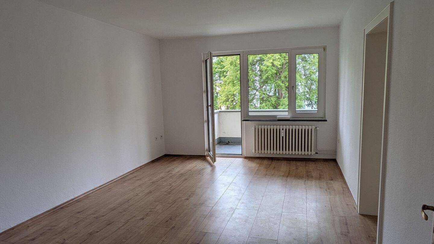 Mietwohnung, 1 Zimmer, 73 m², in Essen, 45147 Essen (Frohnhausen Holsterhausen Rüttenscheid)