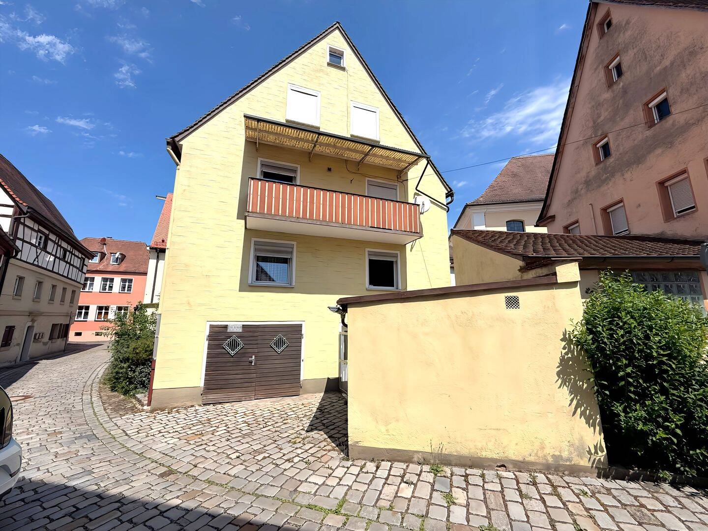 Mehrfamilienhaus mit 3 Wohneinheiten – Leerstehend & über 6 % Renditepotenzial, 91575 Windsbach