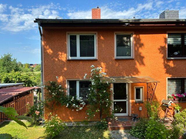 Reihenendhaus mit Fernblick und 6 Zimmern sowie Doppelgarage in Sternberg, 19406 Sternberg