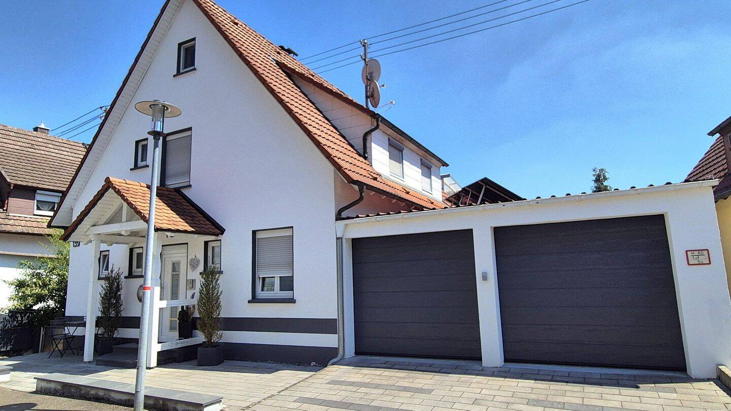 Schönes, gepflegtes und modernes Einfamilienhaus in ruhiger Lage, 73460 Hüttlingen