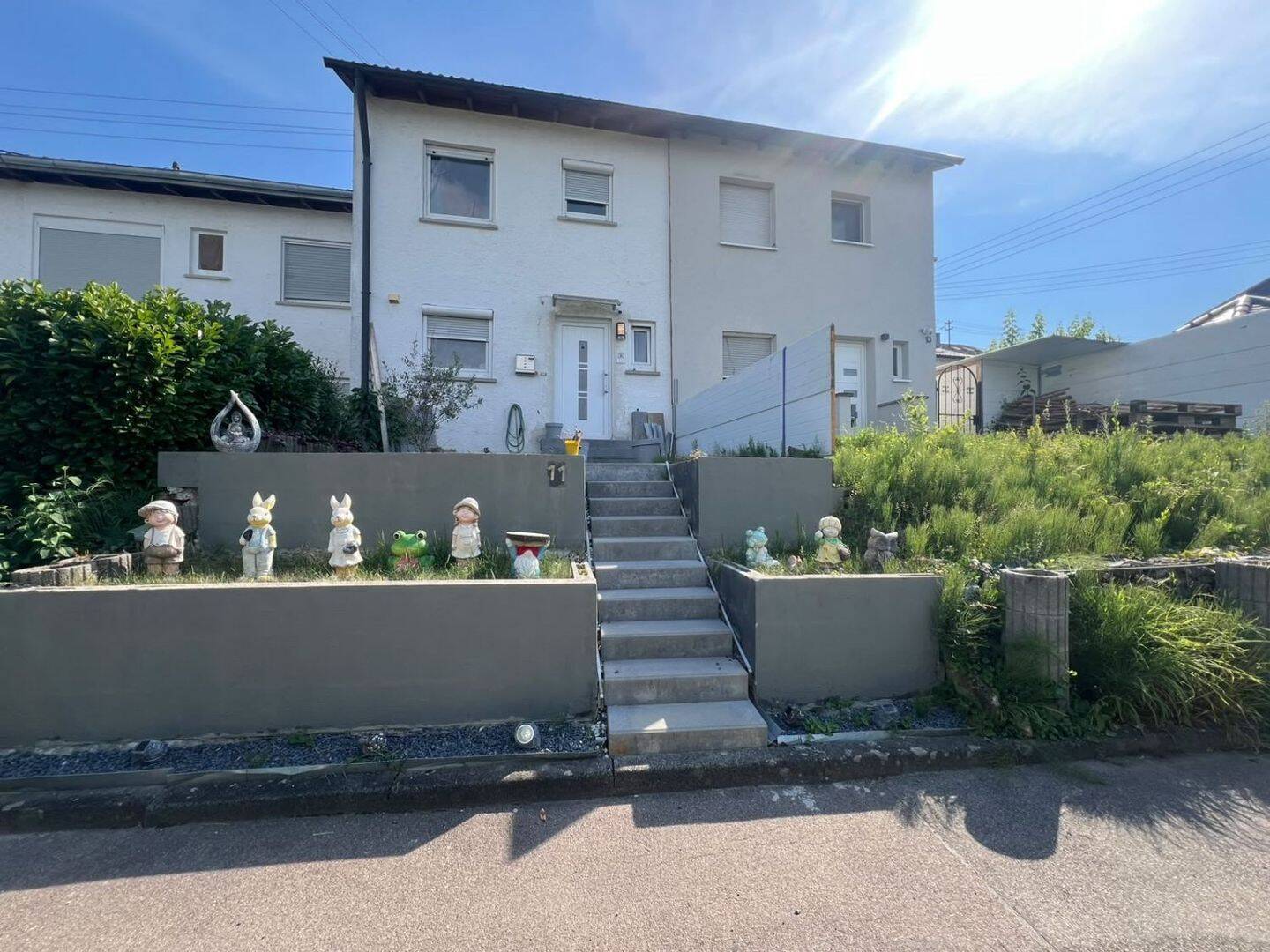 Reihenmittelhaus zum Kauf in Weissach, 71554 Weissach im Tal