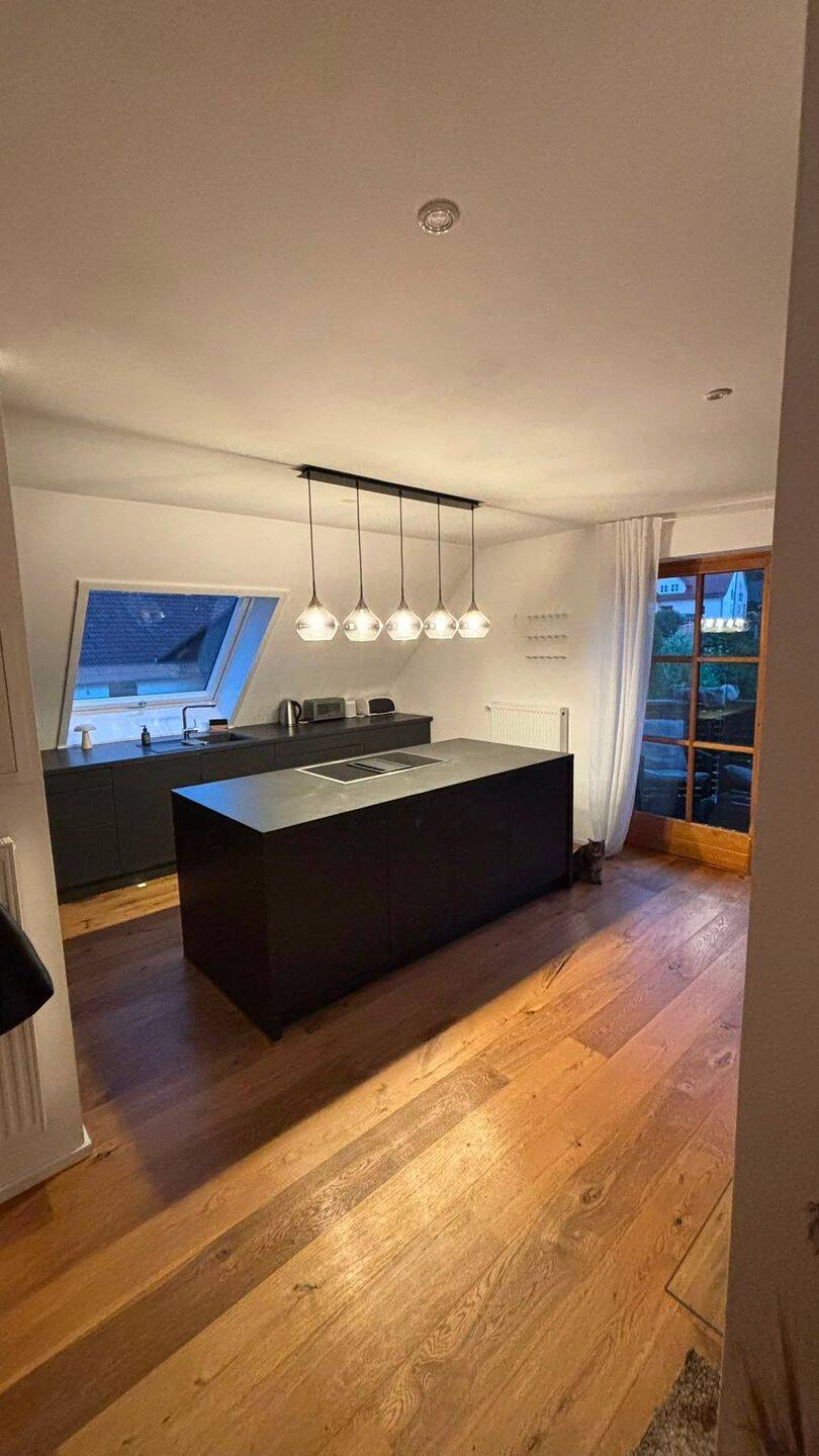 Großzügige Maisonette Wohnung 4 Zimmer, 86447 Aindling