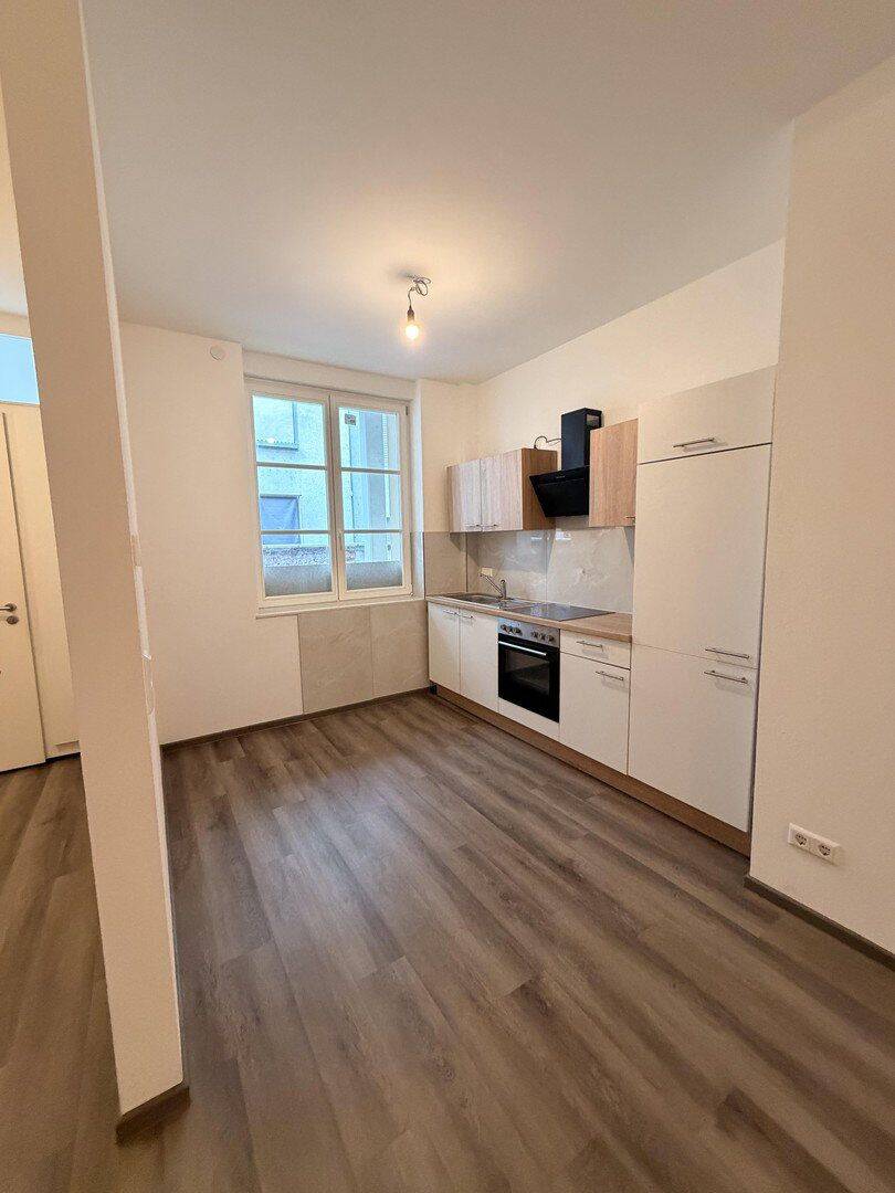 Gepflegte und Sanierte 2,5-Zimmer Wohnung im EG in Pforzheim inkl. EBK und Fußbodenheizung, 75172 Pforzheim (Brötzingen Innenstadt Südweststadt Weststadt)