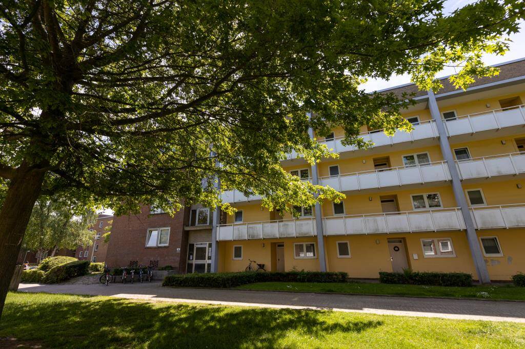 Renovierte 3-Zimmer-Wohnung mit Balkon in Oldenburg-Nadorst!, 26127 Oldenburg (Oldb) (Alexandersfeld Bürgerfelde Nadorst)