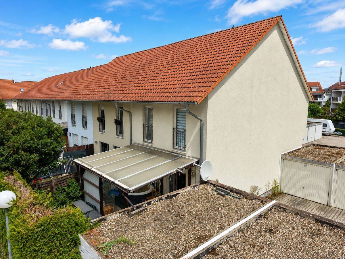 Familienfreundliches Reihenendhaus in Queis….inklusive Garage, Stellplatz und kleinem Garten mit überdachter Terrasse!!!, 6188 Landsberg